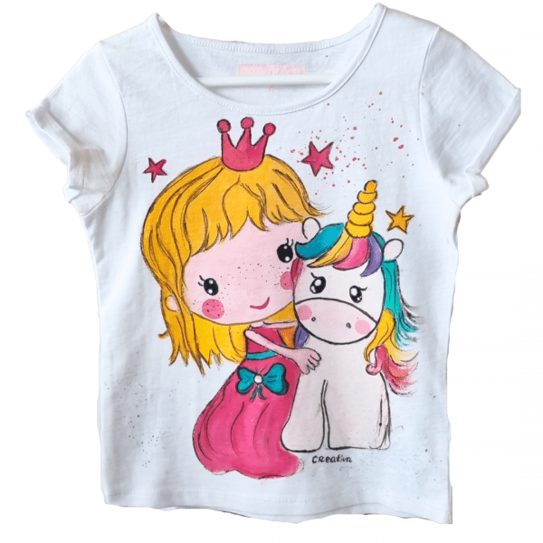 tricou pictat manual personalizat pentru fetite, tricou pictat si personalizat cu printesa si unicorn
